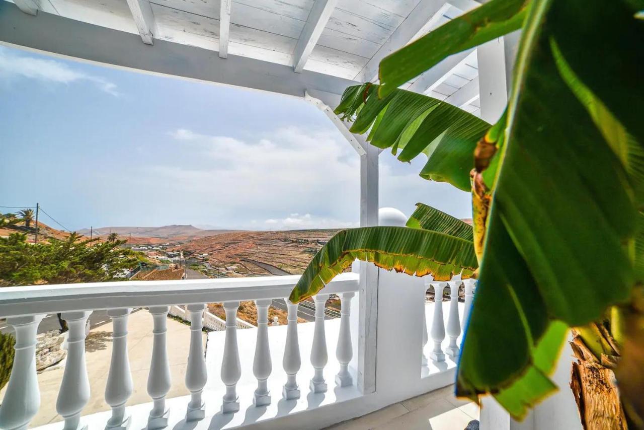 Las Nieves Suites Teguise  Εξωτερικό φωτογραφία